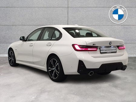 2022 BMW 3 Series 330e M Sport Saloon €33,950