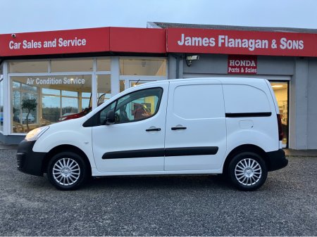 2017 Peugeot Partner 850 PROFESSIONAL L1 HD €8,500