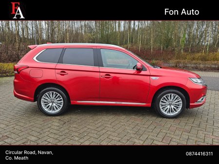 2019 Mitsubishi Outlander OUTLANDER  PETROL HYBRID 4H PHEV CVT*4 WHEEL DRIVE *FULL SERVICE HISTORY *HIGH SPEC*NEW NCT 01/28 *TAXED 04/26*FULL BMW SERVICE HISTORY *FINANCE*WARRANTY *CALL 0874416311 €17,995 thumbnail