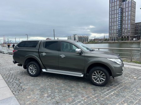 2018 Mitsubishi L200  thumbnail