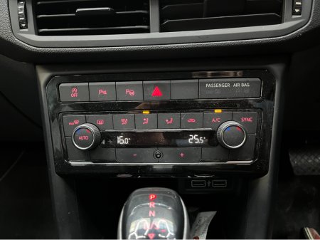 2020 Volkswagen T-Cross €20950 2020 VOLKSWAGEN T-CROSS TSI 1ST 1.0 AUTOMATIC / REVERSE CAMERA / CRUISE CONTROL €20,950 thumbnail