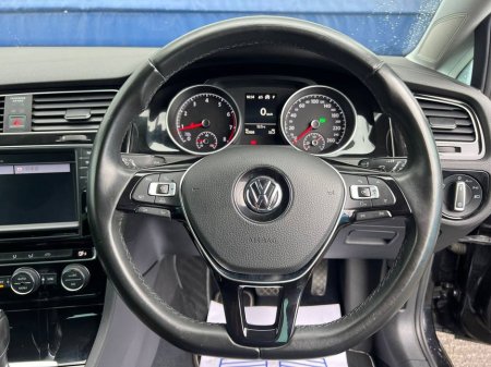 2017 Volkswagen Golf HIGHLINE 1.4 TSI AUTO // REVERSE CAMERA // DIAMOND CUT ALLOYS // DUAL ZONE CLIMATE CONTROL €18,700