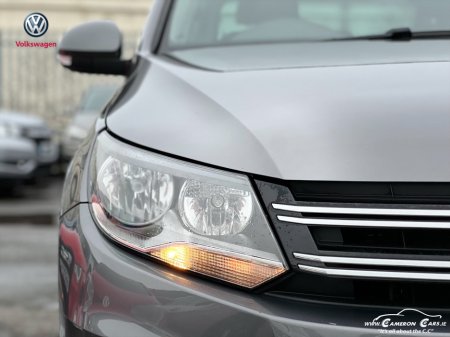 2014 Volkswagen Tiguan SPORT 2.0 TDI MANUAL 6SPEED FWD 110HP 5DR €9,950 thumbnail