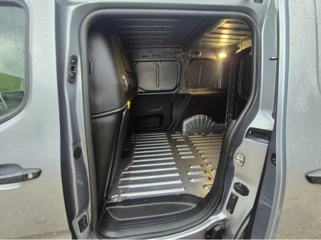 2022 Citroen Berlingo ENT BLUEHDI 100 MWB 6 650KG MY22 €16,250 thumbnail