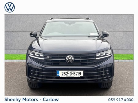 2025 Volkswagen Touareg 3.0TSI R PHEV 462HP €94,950 thumbnail