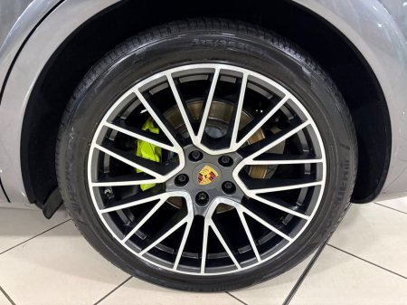 2020 Porsche Cayenne 3.0 V6 E-HYBRID=HUGE SPEC//PAN ROOF//201 D REG=TAILORED FINANCE PACKAGES INCL PCP AVAILABLE=TRADE IN'S WELCOME €59,995 thumbnail