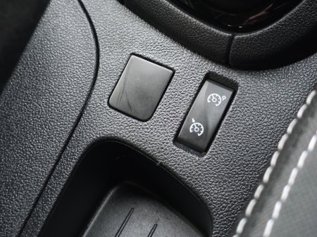 2017 Renault Clio 1.2 16V 75 DYNAMIQUE NAV €9,995 thumbnail