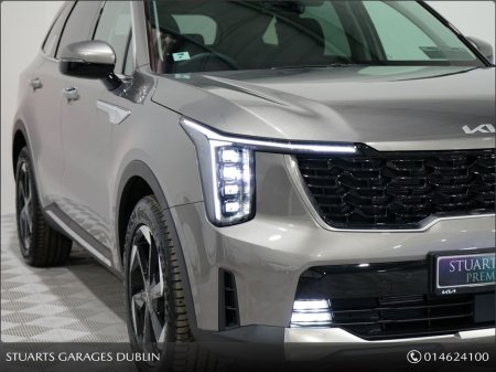 2024 Kia Sorento Phev PE 7S 4WD €57,945 thumbnail