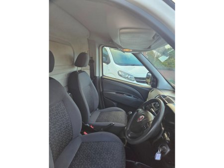 2017 Fiat Doblo DOBLO' CARGO SWB SX 1.3 95BHP MJ MJII E6 €6,000 thumbnail