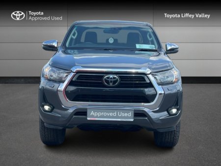 2022 Toyota Hilux HILUX 2.8 SR5 D/CAB AUTO €35,950 thumbnail