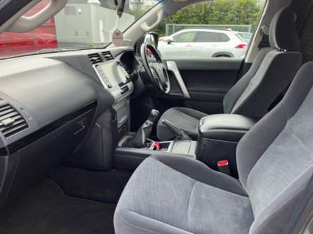 2022 Toyota Landcruiser LAND CRUISER LWB COMM €40,610 thumbnail