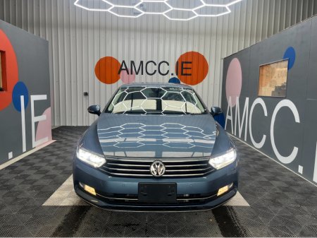 2017 Volkswagen Passat PASSAT AUTOMATIC 1.4 TSI ELEGANCE LINE / 32k KMs / HEATED SEATS , REVERSE CAMERA , ADAPTIVE CRUISE & MORE €21,950