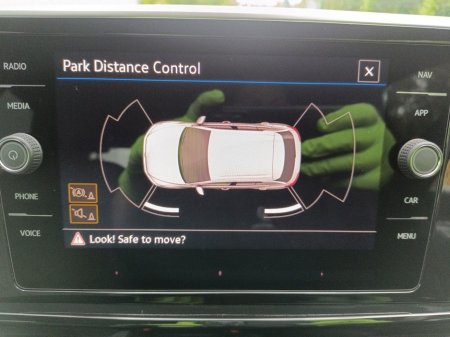 2023 Volkswagen T-Roc 2.0 TDI 150HP R-Line DSG Auto 7sp €35,995 thumbnail