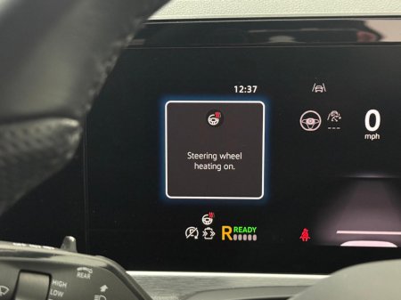 2025 Volkswagen Passat R-LINE 1.5 PHEV DSG €42,990 thumbnail