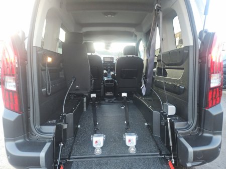 2024 Peugeot Rifter New Model Wheelchair Access €25,995 thumbnail