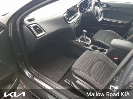 2024 Kia Ceed MY23 1.0HP GTL 5DR €25,950 thumbnail