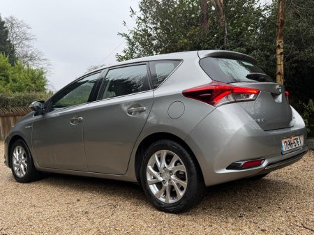 2017 Toyota Auris HYBRID LUNA *Full Toyota Service History…AA Approved…Irish Car* €13,950 thumbnail