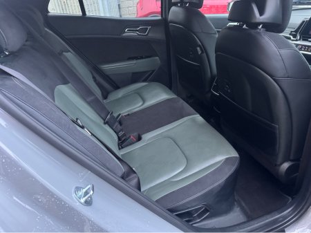 2024 Kia Sportage HEV ANNIVERSARY €38,995 thumbnail