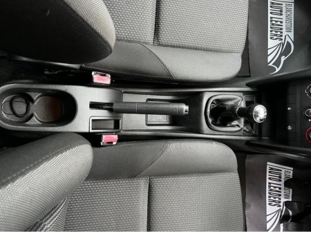 2011 Peugeot 207 1.4 SE 94 BHP LOW KM €2,900 thumbnail