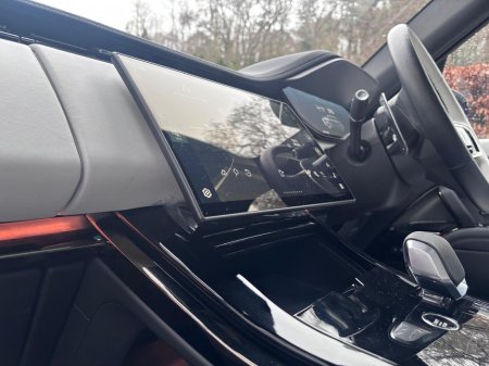 2024 Land Rover Range Rover Sport P460E DYNAMIC SE *Huge Specification* €103,950 thumbnail