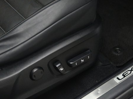 2017 Lexus RX 450 h  €37,990 thumbnail