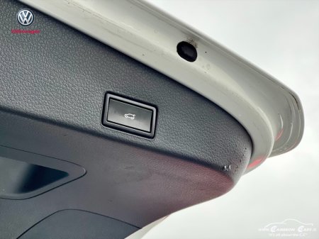 2018 Volkswagen Touareg N1 BUSINESS 5 SEAT CREWCAB VAT €26,950 thumbnail