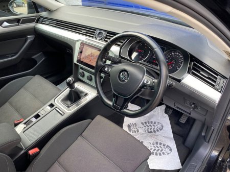 2018 Volkswagen Passat SE BUSINESS TDI BLUEMOTION TECHNOLOGY €15,950 thumbnail