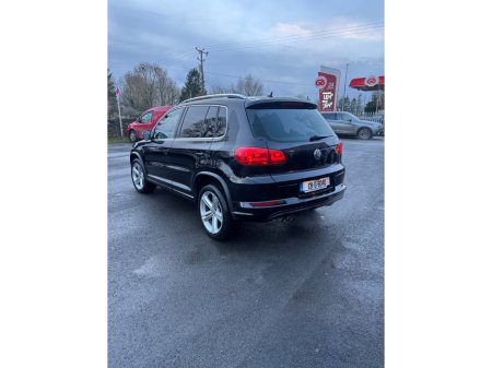 2013 Volkswagen Tiguan 2.0 R LINE TDI 177PS 5DR €12,250 thumbnail