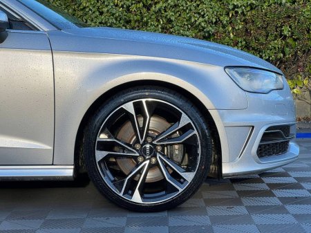 2015 Audi S3 QUATTRO 2.0 TFSI AUTO // OPENING PAN ROOF // LEATHER HEATED POWERED SPORT SEATS // 300 BHP €23,900 thumbnail