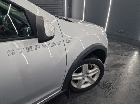 2016 Dacia Sandero STEPWAY ALTERNATIVE 1. 1.5 DCI 90 €9,950