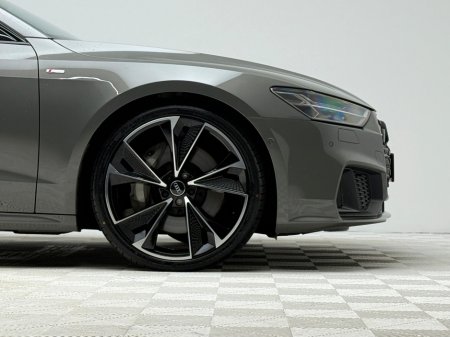 2025 Audi A7 50 TFSI E S LINE BLK ED QUATTRO *PAN ROOF* €79,990 thumbnail