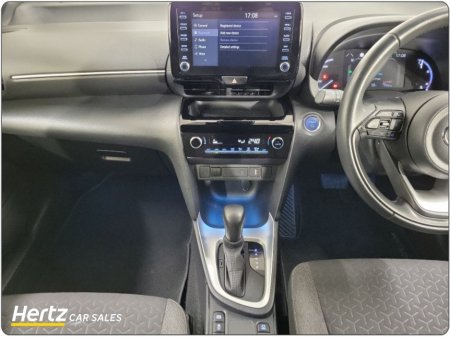 2023 Toyota Yaris Cross DESIGN HEV 1.5 Petrol Automatic €25,895 thumbnail