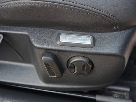 2015 Volkswagen Passat 1.6 TDI 120HP Highline €13,999 thumbnail