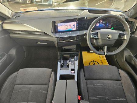 2025 Opel Astra E | GS | 155PS €37,881