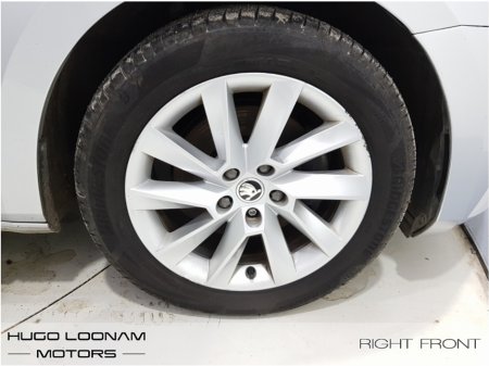 2023 Skoda Superb AMBITION 2.0 TDI 150HP DSG 5DR €32,995 thumbnail