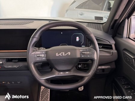 2024 Kia EV9 (242) GT Line 6 SEATER AWD 5DR Auto €74,800 thumbnail