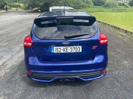 2015 Ford Focus 2.0 TDCi 180PS ST2 €9,995 thumbnail