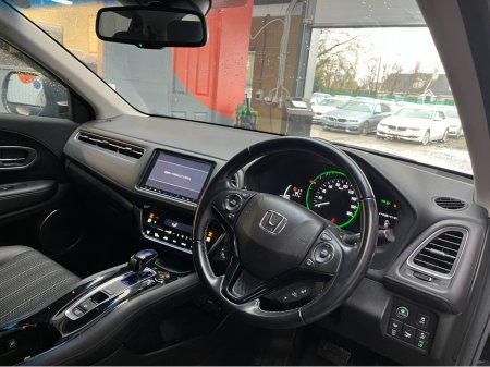 2017 Honda Vezel €17950! 2017 HONDA VEZEL HYBRID Z SENSING 1.5 AUTOMATIC / CRUISE CONTROL / REVERSE CAMERA / HEATED SEATS / PADDLE SHIFTERS €17,950 thumbnail