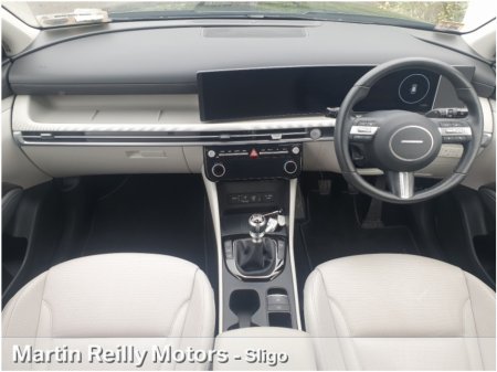 2025 Hyundai Tucson Executive Plus 2-Tone €42,945