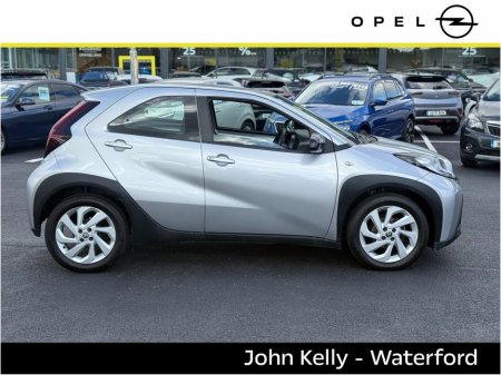 2023 Toyota Aygo X 1.0 Pulse €14,495