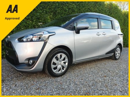 2017 Toyota Sienta 1.5 PETROL 7 SEATS COMPREHENSIVE SERVICE HISTORY (8 STAMPS) JUST FULLY SERVICED 2 YEAR NCT 1 YEAR ROAD TAX REVERSE CAMERA IMMOBILISER TOUCH SCREEN RADIO APPLE CAR PLAY + ANDROID AUTO LED HEADLIGHTS €15,695