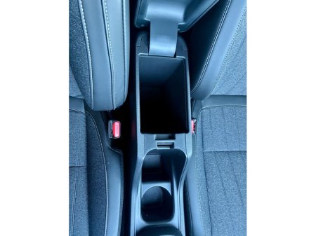 2025 Honda Jazz 1.5 E:hev Advance €29,995 thumbnail