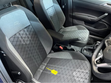 2022 Volkswagen Polo €21950 2022 VOLKSWAGEN POLO TSI R LINE 1.0 AUTOMATIC / CRUISE CONTROL / REVERSE CAMERA €21,950 thumbnail