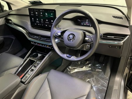 2023 Skoda Enyaq iV 80 RWD - Reversing Camera - Sat Nav - Climate Control - Heated Seats - Keyless Start - Cruise Control - Apple CarPlay/Android Auto thumbnail