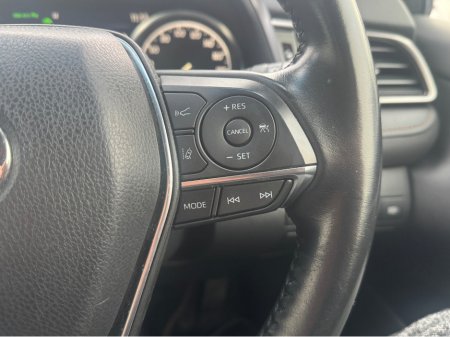 2019 Toyota Camry Hybrid – Pearl White, High Spec, JBL, Mint €20,750 thumbnail