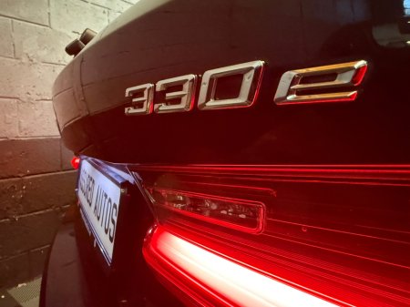 2022 BMW 3 Series 330e Sport Pro Auto €29,900 thumbnail