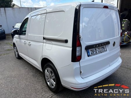 2021 Volkswagen Caddy 2.0TDI MANUAL 6SPEED FWD €14593 +VAT=€17950 €14,593 thumbnail