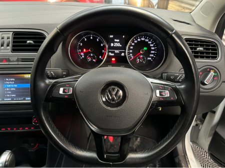 2017 Volkswagen Polo VOLKSWAGEN POLO 1.2 TSI DSG*REVERSE CAMERA*BLUETOOTH AUDIO*STOP START*FINANCE AVAILABLE TRADE INS WELCOME* €12,950 thumbnail