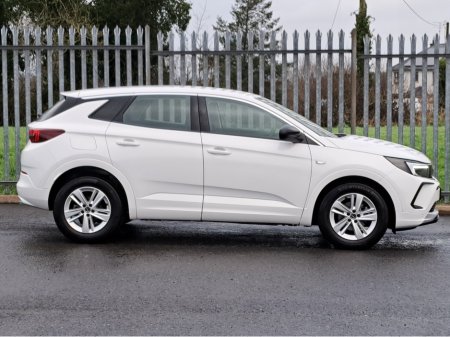 2024 Opel Grandland SC 1.5TD 130BHP 8 SPEED AUTOMATIC €33,950