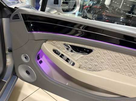 2019 Bentley Continental GT 6.0 W12 MULLINER//LOW MILES=HUGE SPEC//BENTLEY EXTENDED WARRANTY=191 D REG=FULL BENTLEY SERVICE HISTORY//TAILORED FINANCE PACKAGES AVAILABLE=TRADE €169,995 thumbnail